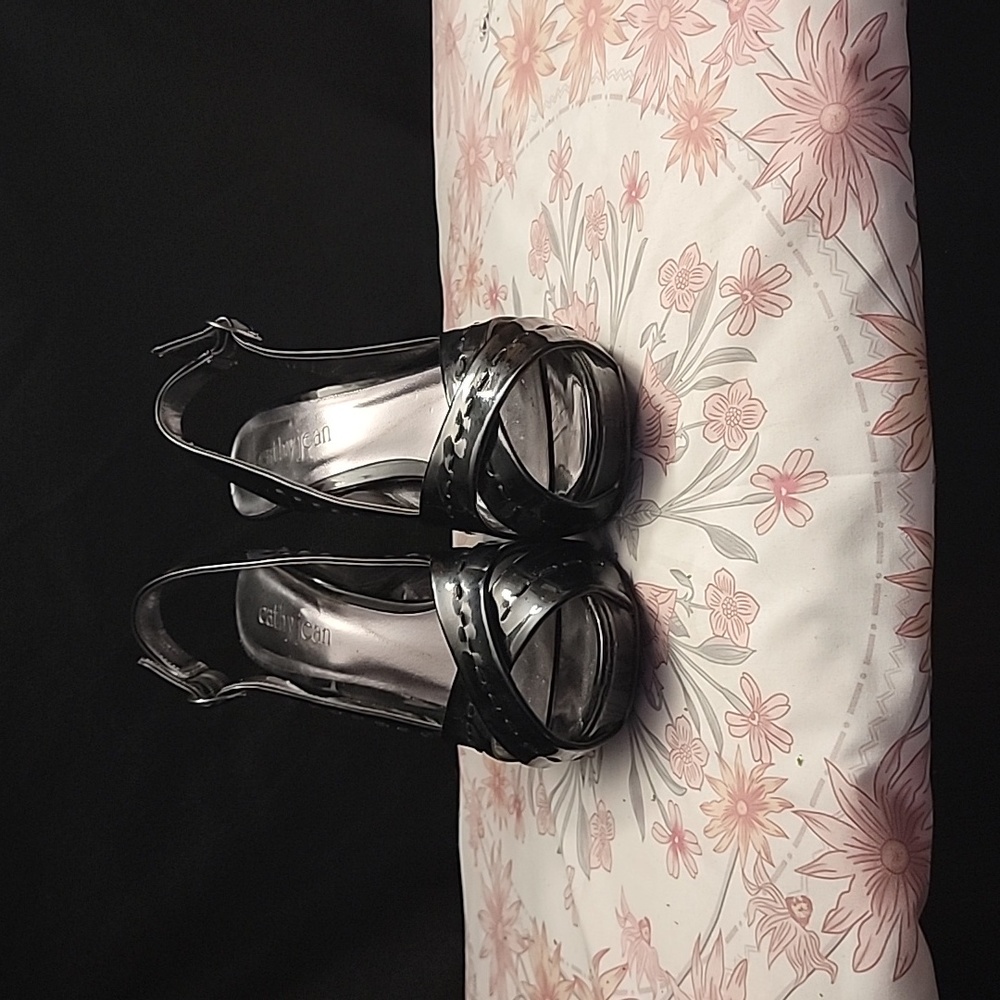 Black heals - Picture 2 of 5